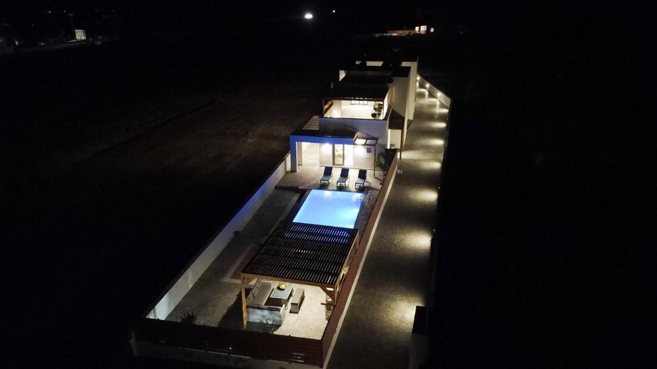 Dorieus Villa Lakhania Exterior foto