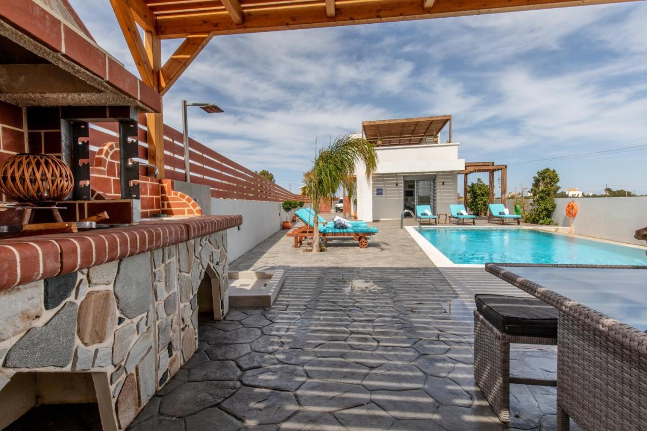 Dorieus Villa Lakhania Exterior foto